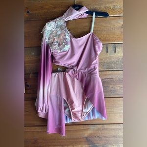 10th house  MA dance costume - smoke free home, no snags or stains